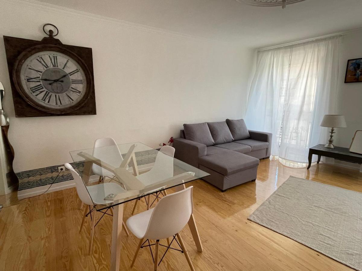 Beautiful Apartment Downtown Lisbona Esterno foto