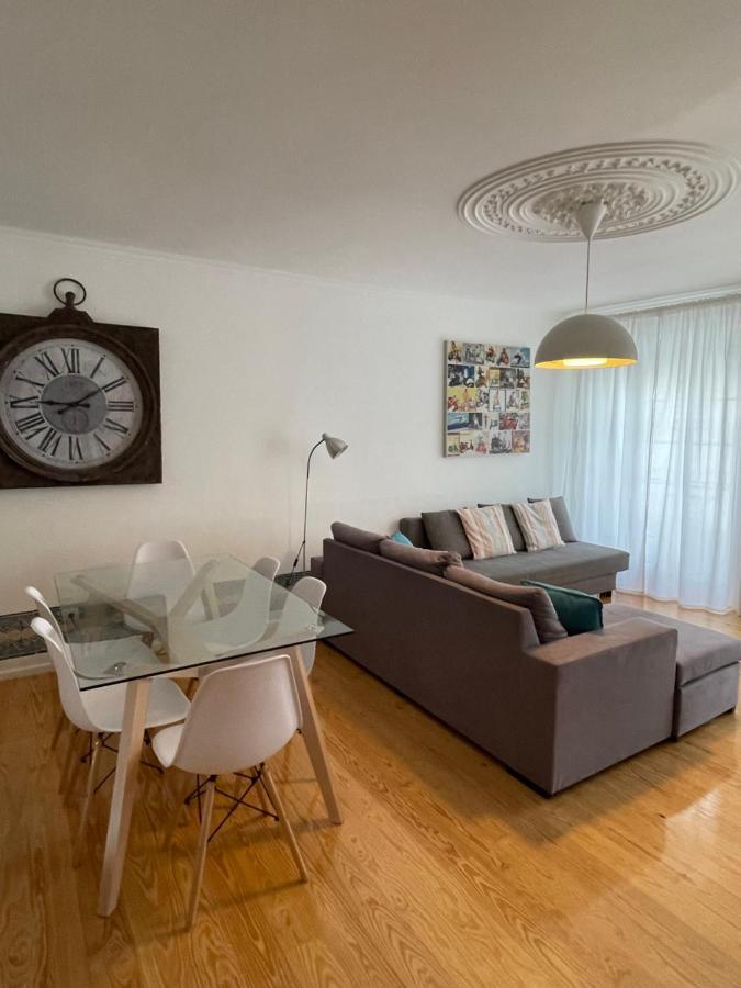 Beautiful Apartment Downtown Lisbona Esterno foto
